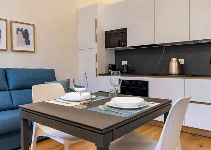 Lagrange Apartments